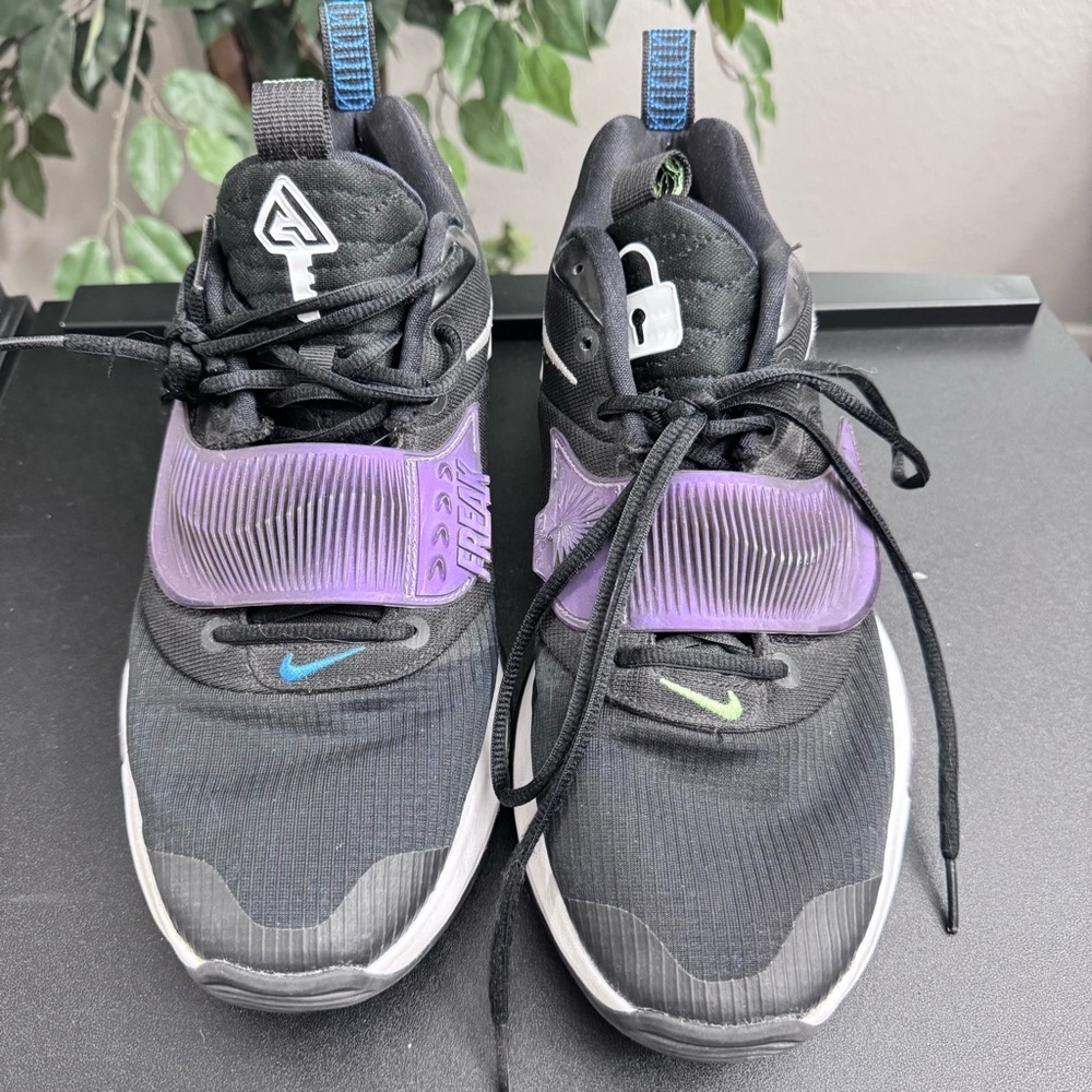 Nike Zoom Freak 3 Giannis Basketball Shoes Black DA0694-001 Men’s 10.5